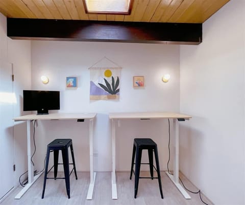 PA Kirks Bluff House in Port Angeles