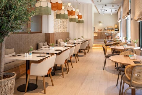 Breakfast, Buffet breakfast