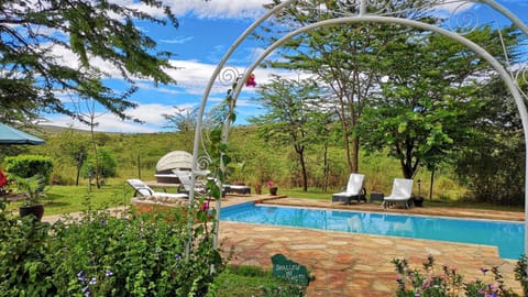 Property building, Swimming pool