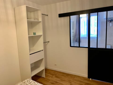 Superbe appartement avec parking gratuit sur place Apartment in Saint-Denis, France