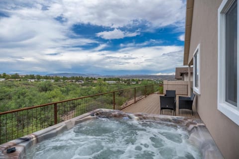 Hot Tub, Balcony/Terrace, Other, Mountain view