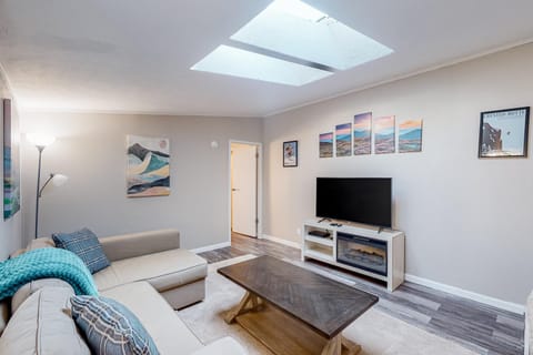 Resting Wildflower House in Gunnison