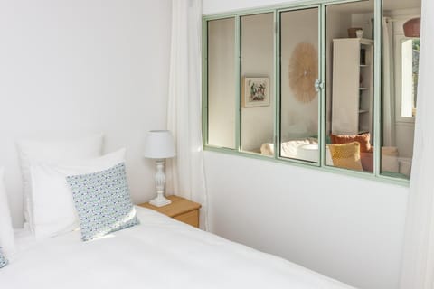 Shower, Toilet, Bedroom