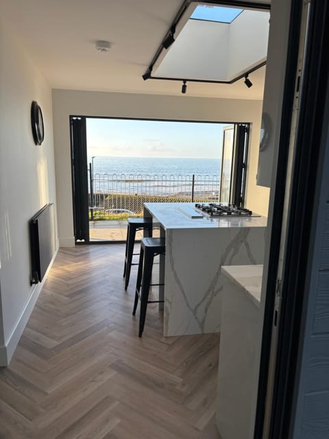 The New 2 Plas Morolwg Apartment in Aberystwyth