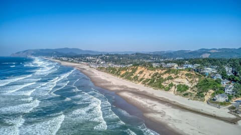 Lincoln Landing House in Lincoln City