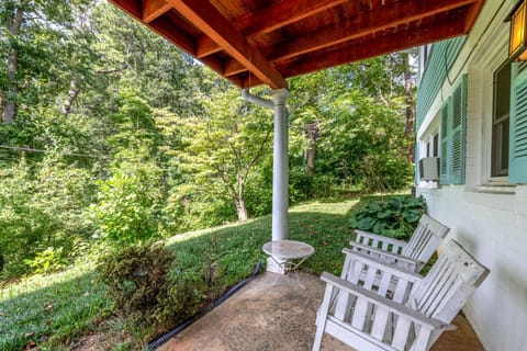 Hood Lower House in Lake Junaluska