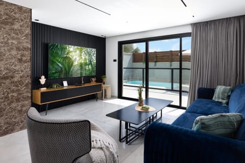 TV and multimedia, Pool view, Swimming pool