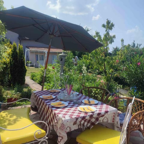 Lux Apartmans-VILA MALI RAJ Villa in Vojvodina