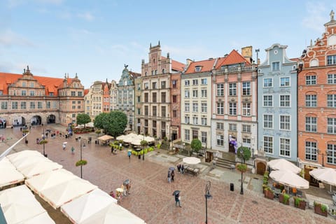 Nearby landmark, Neighbourhood, City view
