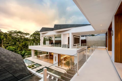 Property building, View (from property/room), Balcony/Terrace, internet