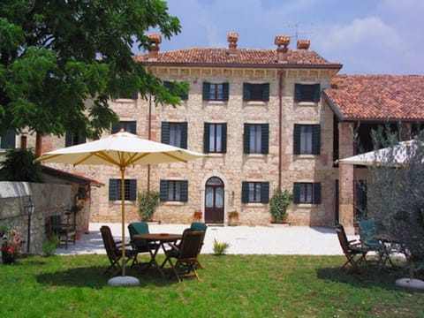 Property building, Garden view, Breakfast