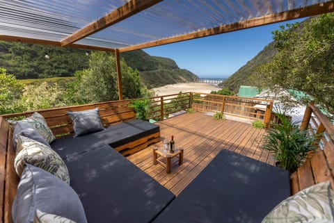 Patio, Nearby landmark, Spring, Day, Natural landscape, View (from property/room), Balcony/Terrace, Dining area, Lake view, Mountain view, River view, Sea view