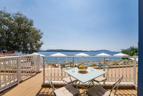 Balcony/Terrace, Dining area