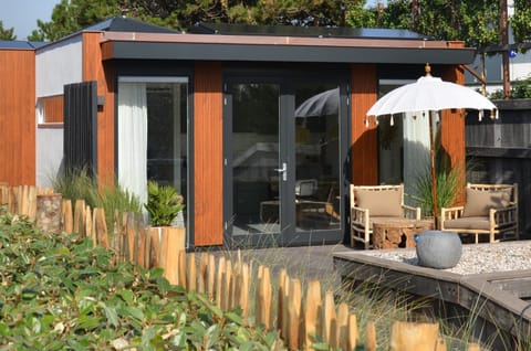 Olive Beach, luxury beachhouse 150 m from the beach Apartment in Noordwijk