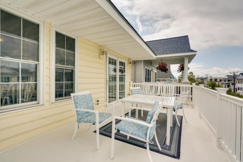 Ocean City Family Getaway about Qtr-Mi to Beach! Apartment in Ocean City