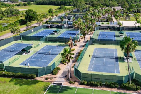 Newly Listed 20 percent Off Golf and Tennis Community Mill Pond Breeze House in Wesley Chapel