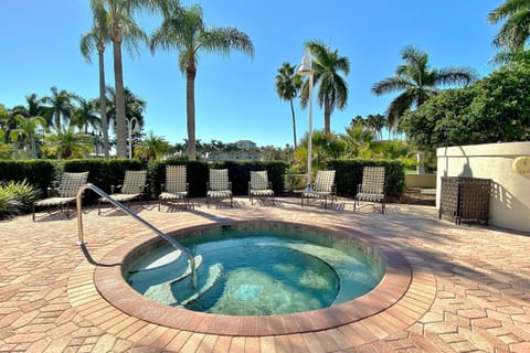 Sea and Tee House in Isla del Sol