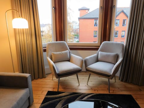 Beautiful & spacious 2 bed apt in Glasgow West End Apartment in Glasgow