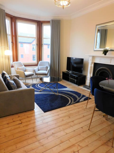 Beautiful & spacious 2 bed apt in Glasgow West End Apartment in Glasgow
