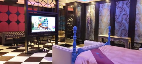 Photo of the whole room