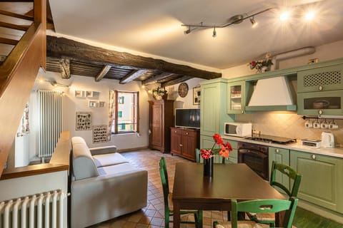 Casa al Lago di Como in Riva Cernobbio House in Cernobbio