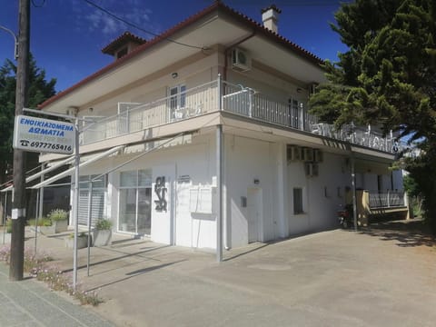 KALIPSO STUDIOS Apartment hotel in Nikiti