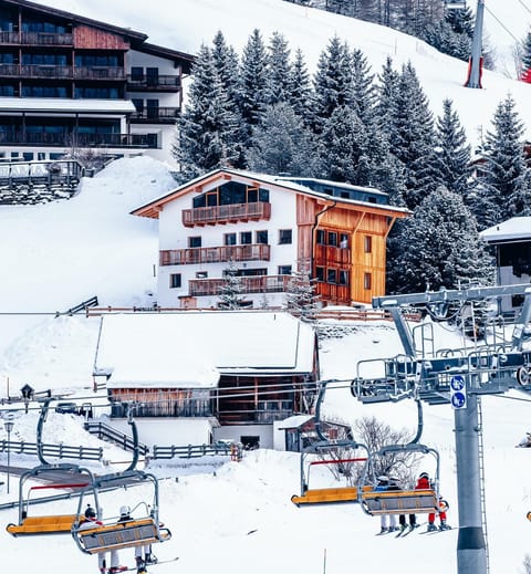 Luxury Chalet Liosa - Ski in Ski out - Amazing view Chalet in Corvara