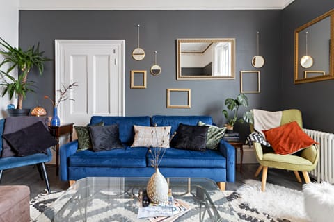 Beach access, Modern & Spacious 2 bed Apartment By The Sea, free parking, wifi, netflix Apartment in Teignmouth