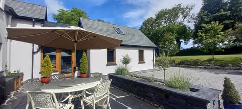 Property building, Patio, View (from property/room), Garden view