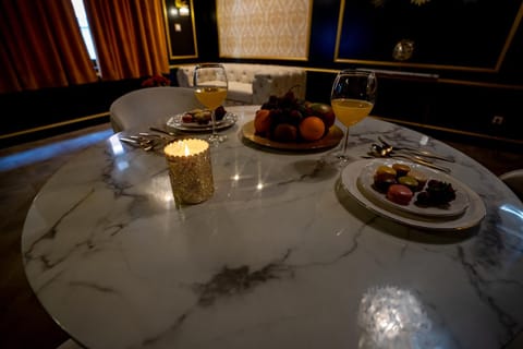 Appartement d'exception avec Jacuzzi Apartment in Villefranche-sur-Saone