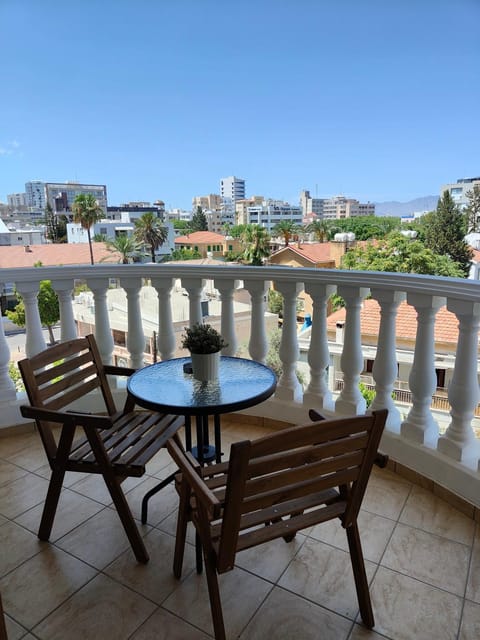 View (from property/room), Balcony/Terrace