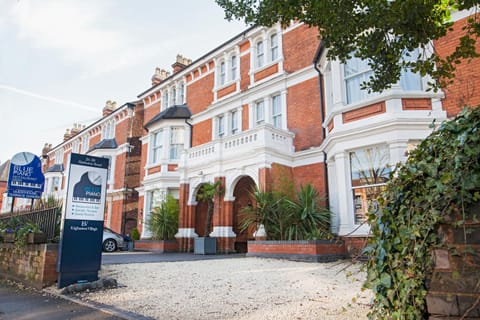 The Blue Piano Guesthouse Bed and Breakfast in Birmingham