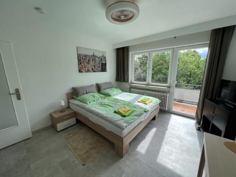 Ruhiges Apartment 7X24 Check-in Apartment in Stuttgart