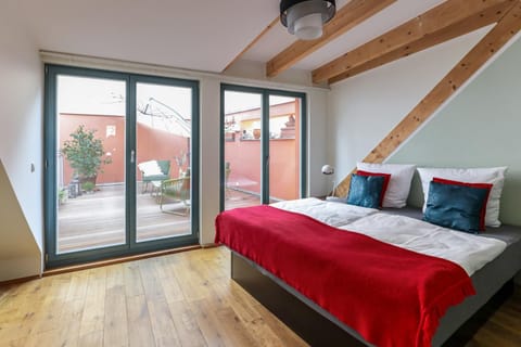 Bed, Balcony/Terrace, Photo of the whole room, Bedroom