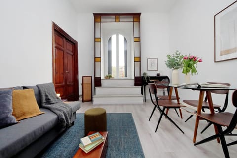 Living room, Photo of the whole room, Dining area