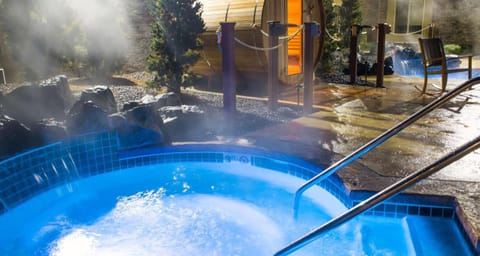 On site, Pool view, Swimming pool