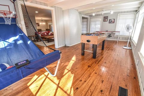 Sweet Home Alabama Sleeps 8 House in Northport