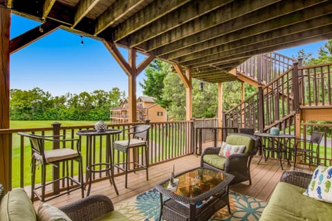 Condo On the Green Apartment in Castle Rock Lake