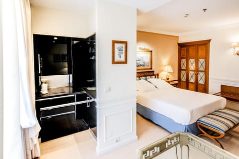 Guadalpin Suites Apartment in Marbella