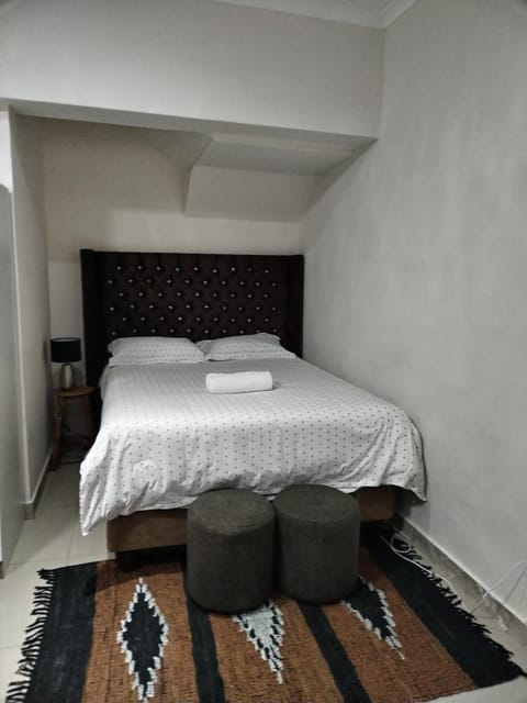 Nais cottage Apartment in Cape Town