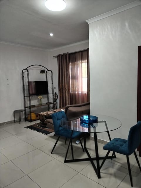 Nais cottage Apartment in Cape Town