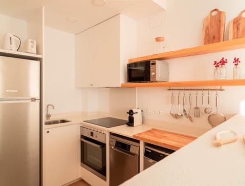 Kitchen or kitchenette, kitchen