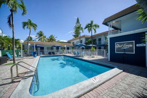 Property building, Swimming pool, Swimming pool