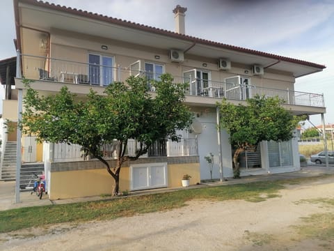 KALIPSO STUDIOs Apartment in Nikiti