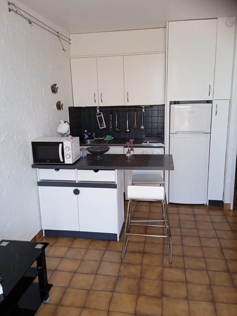 Magnifique vue mer et port Apartment in Sausset-les-Pins