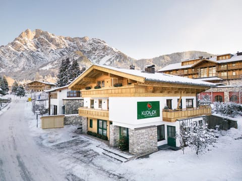 Property building, Winter