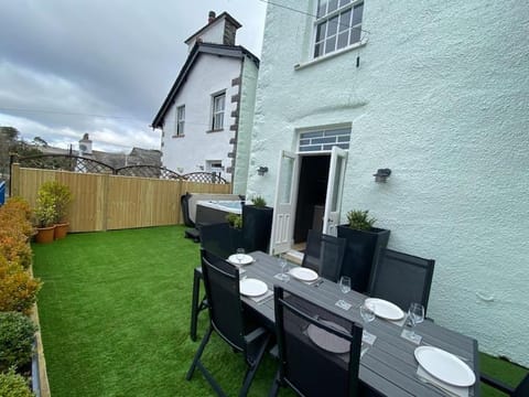 Garden, Balcony/Terrace