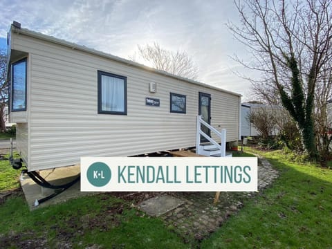 Tebay (Green Lawns) House in Selsey