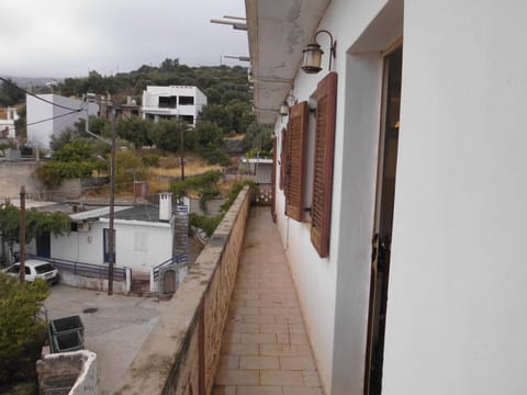 Balcony/Terrace, Mountain view