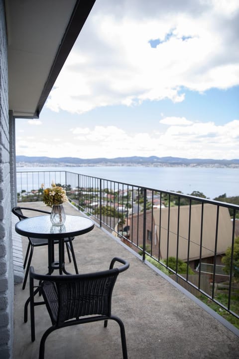 Natural landscape, Balcony/Terrace, Balcony/Terrace, Sea view